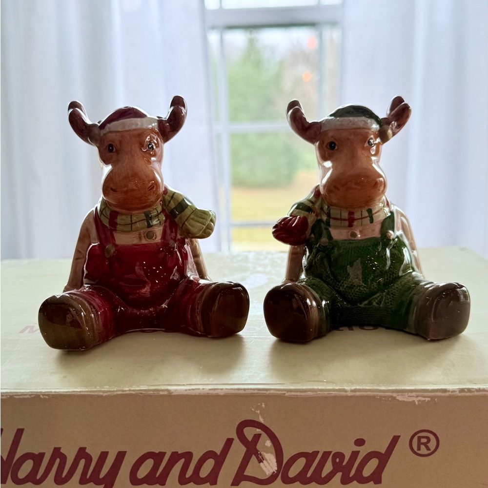 RARE Harry & David Mr. Moose Cookie Jar and Salt & Pepper Shakers - Picture 3 of 4